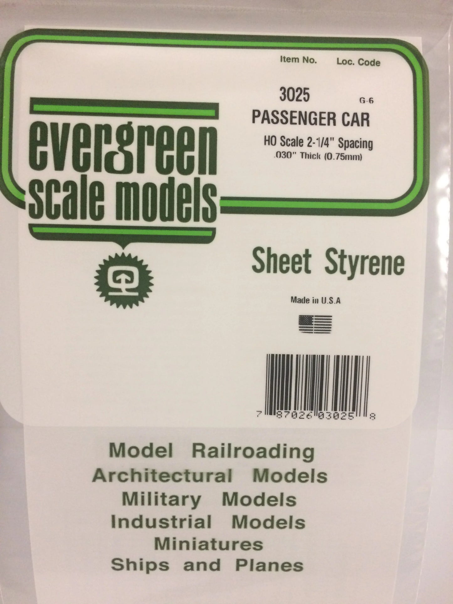 Evergreen White Polystyrene 0.025"(0.64mm) HO Passenger Car Siding 0.030" / 0.75mm x 35cm (1pce) 3025