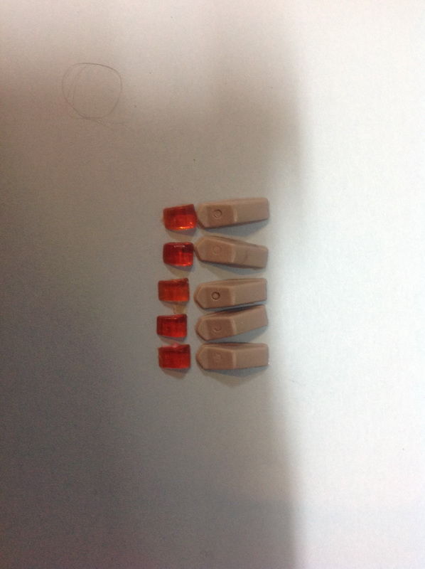 MODERN CAB MARKER LIGHTS. TYPE 1 . 1/24 ML2