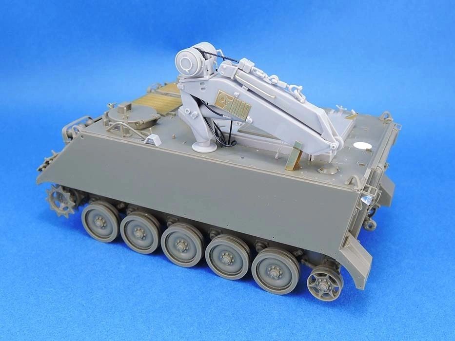 Legend Productions 1/35 M113 Fitter Conversion set (for 1/35 M113s)