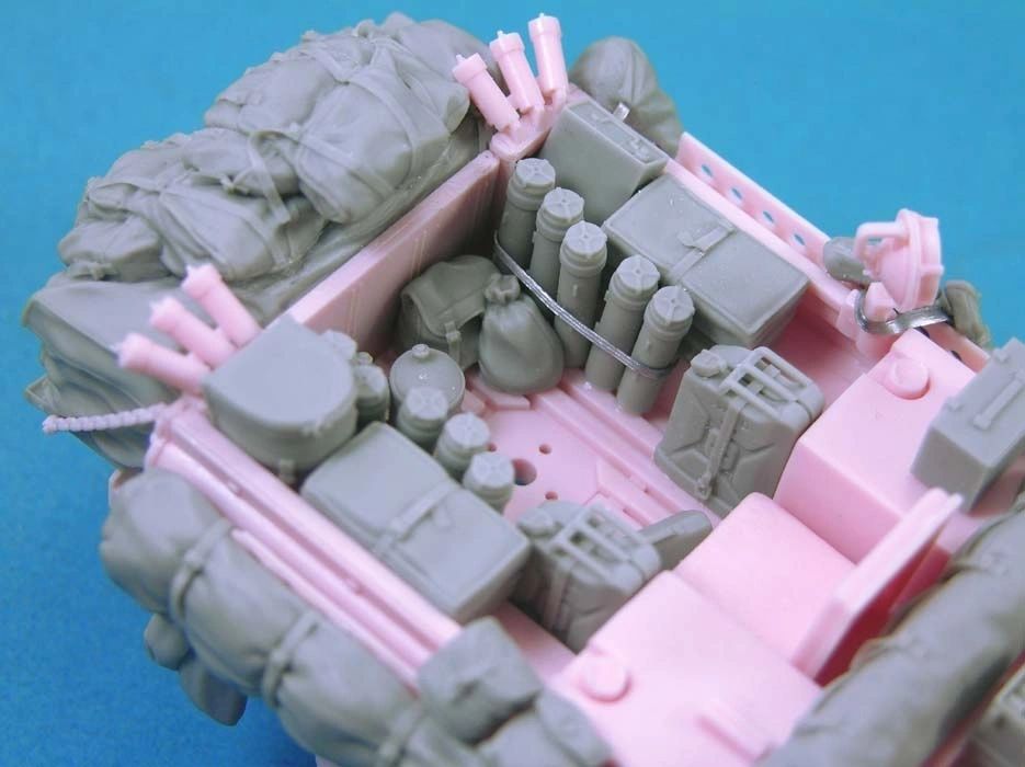 Legend Productions 1/35 Pink Panther Stowage set (for Tamiya)
