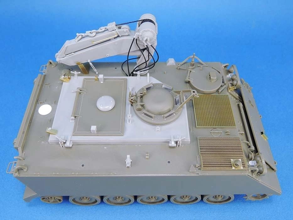 Legend Productions 1/35 M113 Fitter Conversion set (for 1/35 M113s)