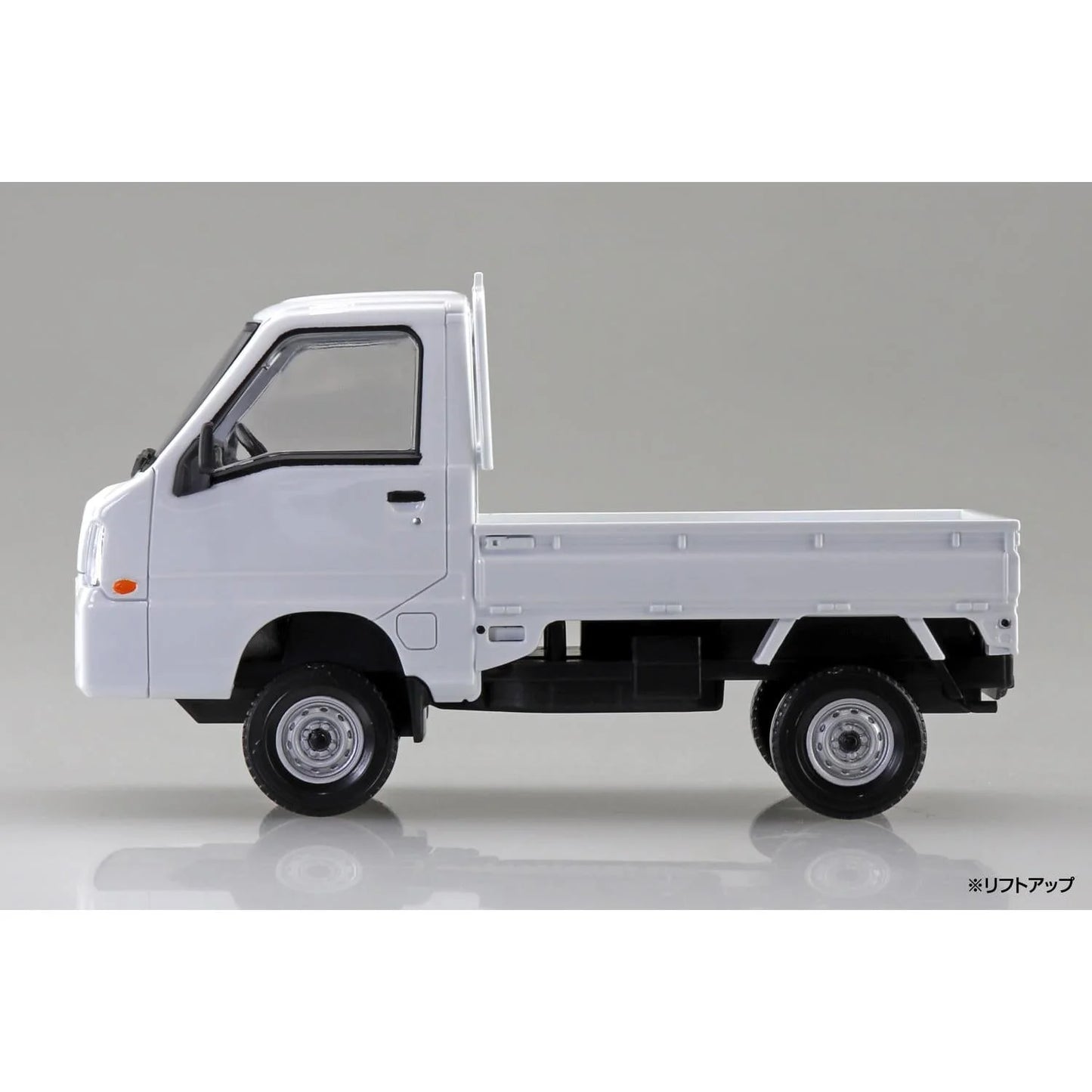 Aoshima 1/32 Snap Subaru Sambar Truck (Frost White) A006578