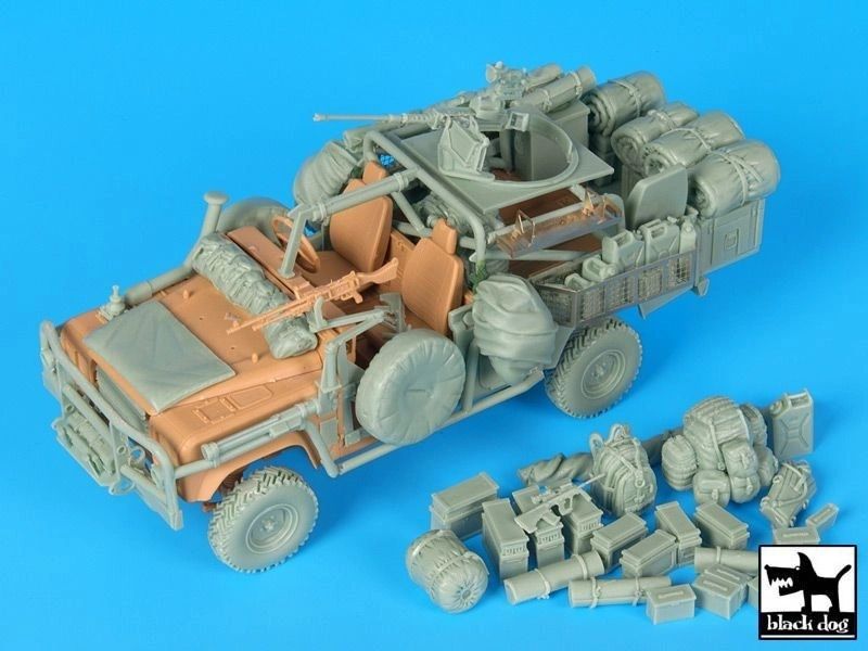 Blackdog 1:35 Land Rover Australian Forces. Big accessories set