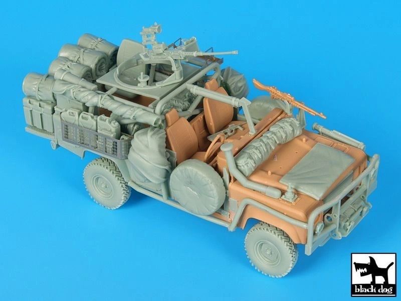 Blackdog 1:35 Land Rover Australian Forces. Big accessories set