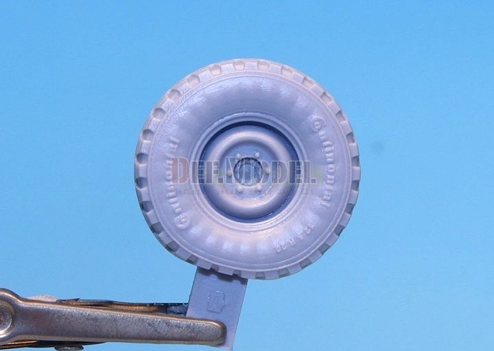 Def Model 1/35 Unimog Lkw 2t Wheel set (sagged)