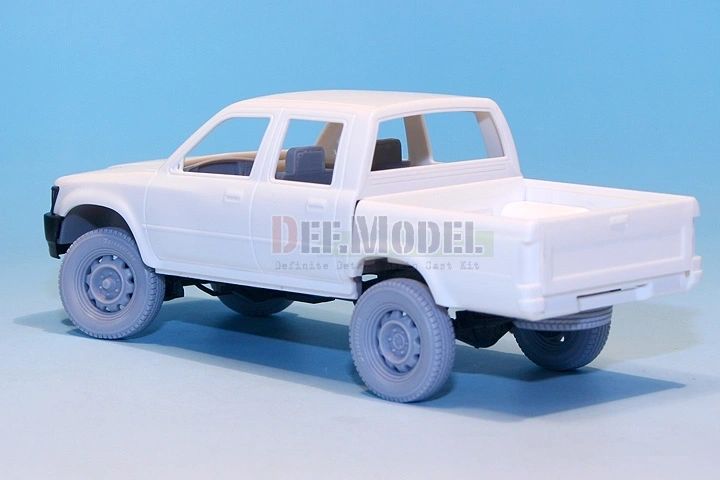 Def Model 1/35 Civilian Pick Up Wheel Set (sagged) Set 2