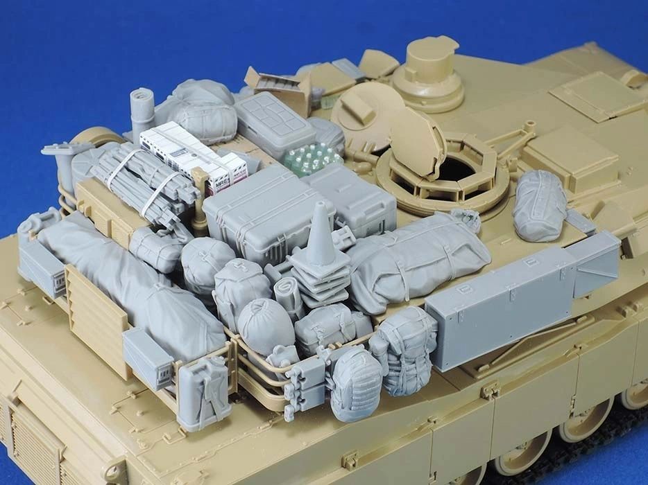 Legend Productions M1A1/A2 Tank Stowage set III