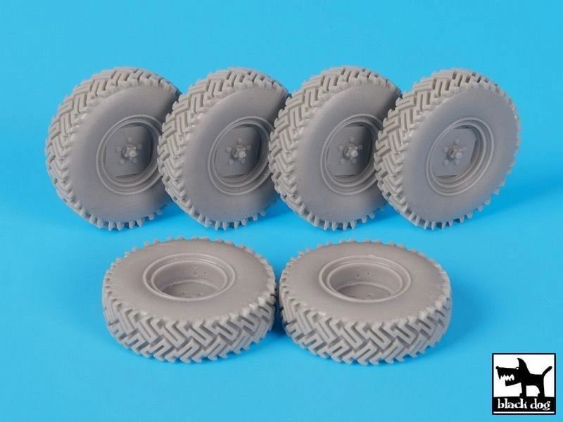 Blackdog 1:35 Australian Land Rover Wheel accessories set