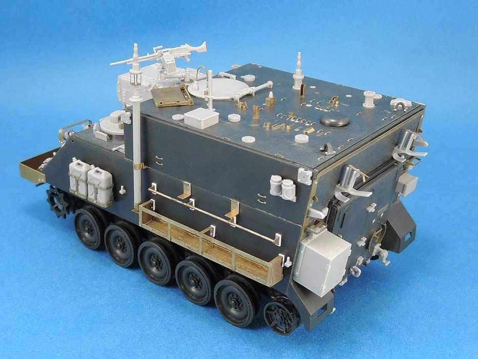 Legend Productions 1/35 IDF M577 Mugaf Late Conversion set (for Tamiya)